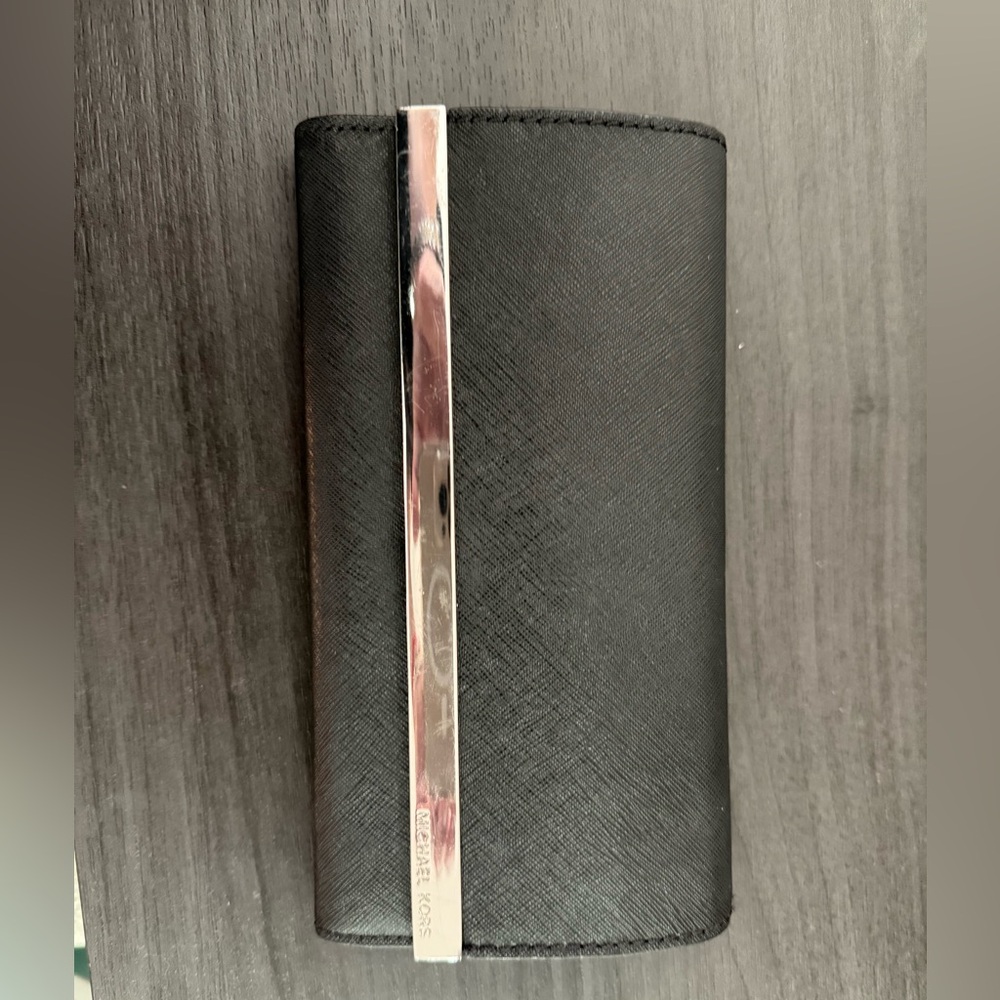 MK wallet